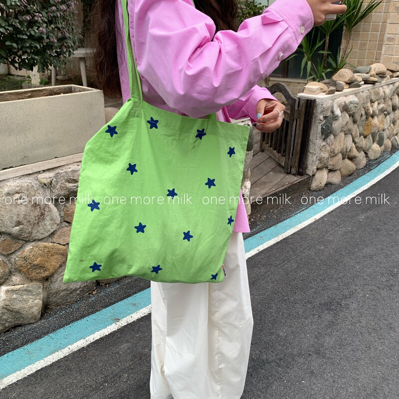 One More Milk Original Double-Sided Letter and Star Print Commuter Shoulder Bag Casual Lightweight Canvas Bag One More Milk Original Double-Sided Letter and Star Print Commuter Shoulder Bag Casual Lightweight Canvas Bag