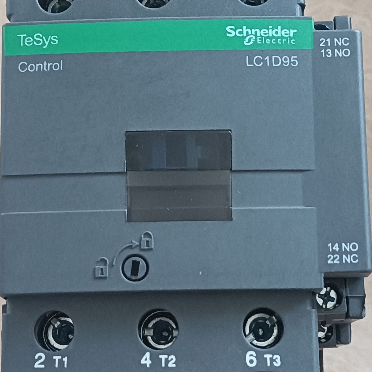 现货供应全新热卖交流接触器LC1-F330