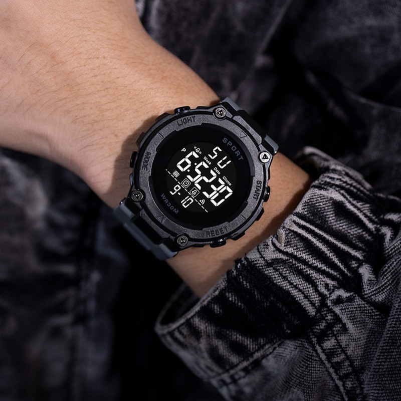 Los hombres de moda deportes al aire libre montañismo reloj electrónico estudiante ocio multifunción luminosa alarma reloj cronómetro reloj electrónico