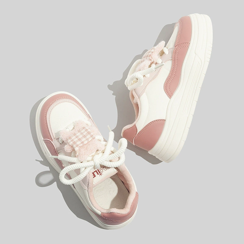 Keep-Warm Fashionable Sneakers: Universal Casual Footwear for All-Day Comfort and Style