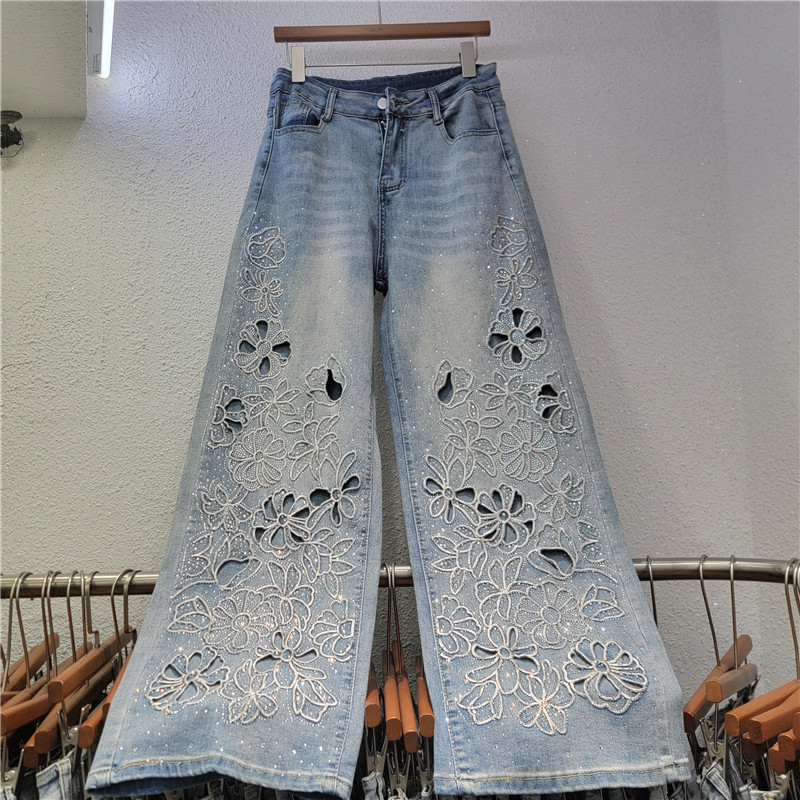 Pantalón de Mezclilla de Tiro Alto y Corte Recto con Bordado y Pedrería image 1