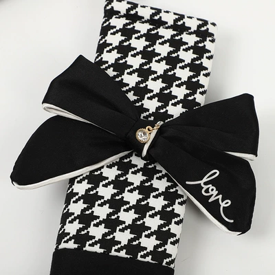 belt shoulder protective cover houndstooth: Seat belt shoulder pad