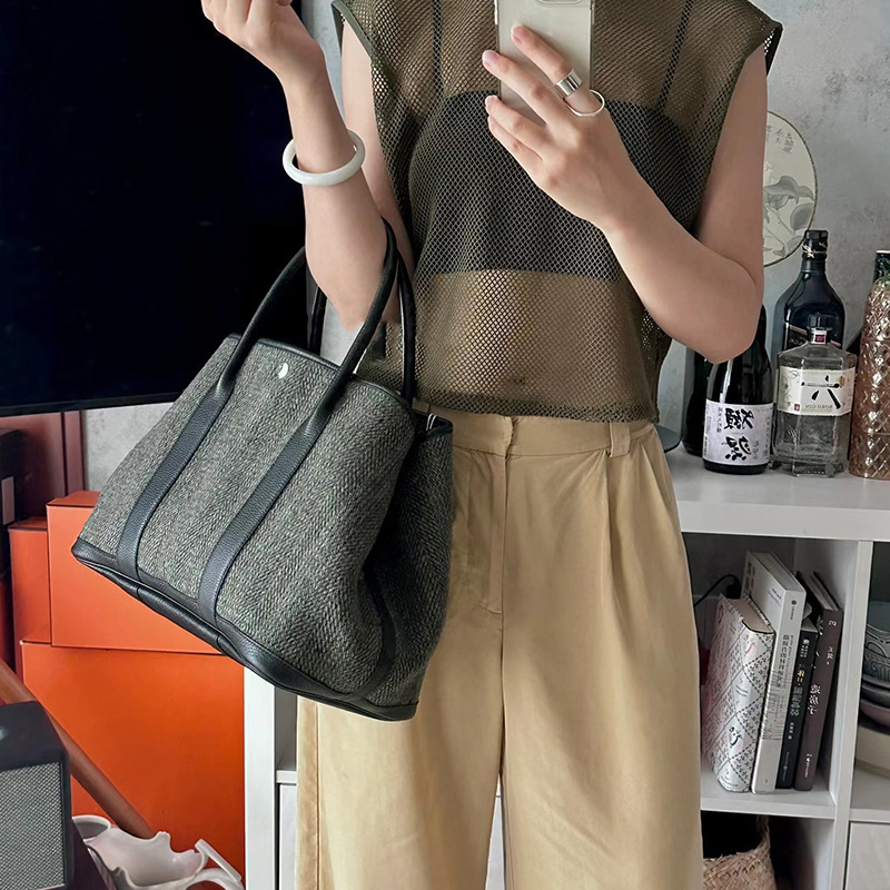2024 New Wool Linen with Leather Top Layer Cowhide Garden Bag Portable Shoulder Crossbody Women's Bag Cross-border Wholesale 2024 New Wool Linen with Leather Top Layer Cowhide Garden Bag Portable Shoulder Crossbody Women's Bag Cross-border Wholesale