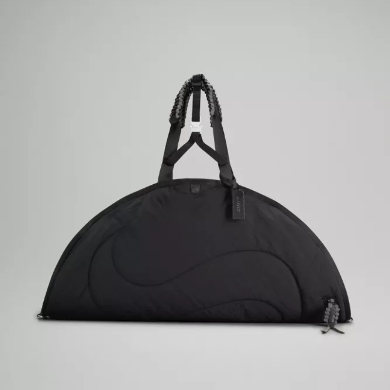 Foldable handheld yoga mat for yoga