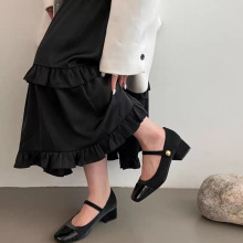 法式平底玛丽珍鞋女2024年春季新款气质拼接方头粗跟单鞋通勤瓢鞋