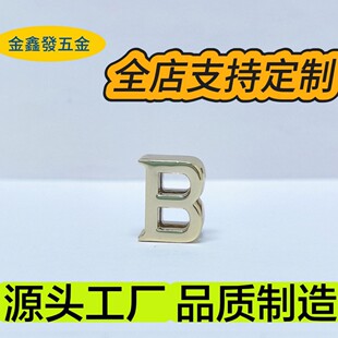 �߶����玧BӢ����ĸ�S��ֱ���\�Ͻ�r�����Ƥ��֧�ֶ���Ů��