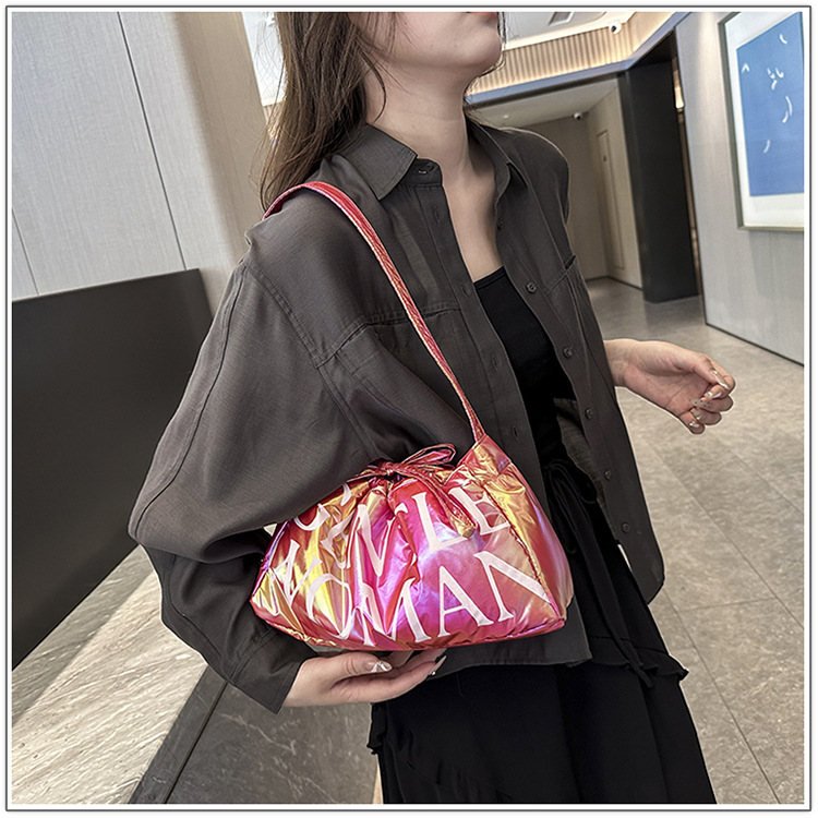 Versatile Laser Cool Dumpling Bun Fashion Shoulder Bun Large Capacity Simple Soft Bun_voghion.com