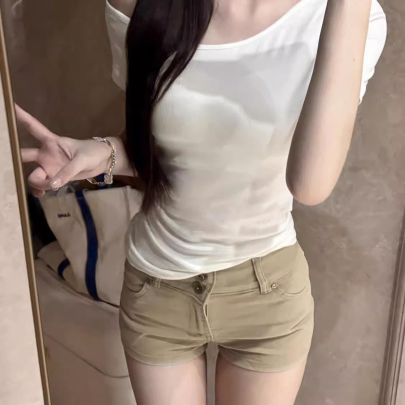 Stretch Denim Shorts for Women, Spring and Autumn 2025 New Style, High-Waisted, Hip-Hugging, Tight-Fitting, Short, Versatile, Straight-Leg Casual Pants, Slimming Stretch Denim Shorts for Women, Spring and Autumn 2025 New Style, High-Waisted, Hip-Hugging, Tight-Fitting, Short, Versatile, Straight-Leg Casual Pants, Slimming