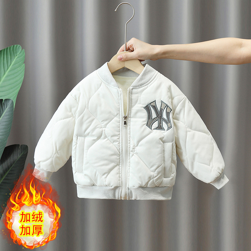 6436 Traje deportivo para niños Ropa de otoño e invierno 2025 Nuevo traje de dos piezas para niños pequeños y medianos