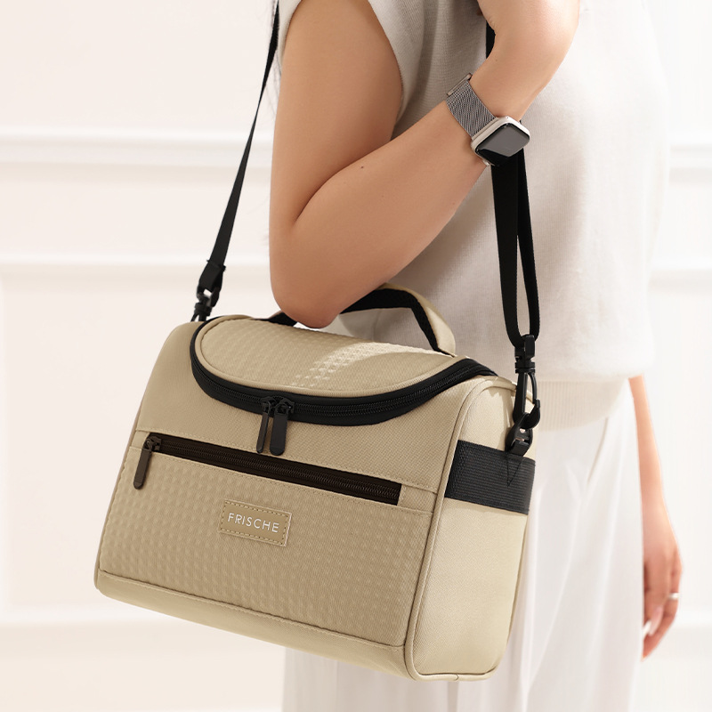 Nueva bolsa portátil portátil de mano para cubrir el hombro de la bolsa de hielo para el empleado de oficina bolsa de almuerzo para estudiantes bolsa de almuerzo aislante