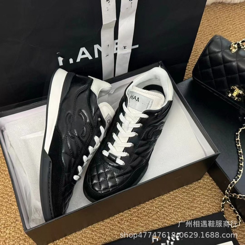 高バージョン Xiaoxiangfeng Lingge レザー 2024 ホワイトシューズカジュアルランニングシルバー多用途道徳トレーニングスポーツシューズ女性用|undefined