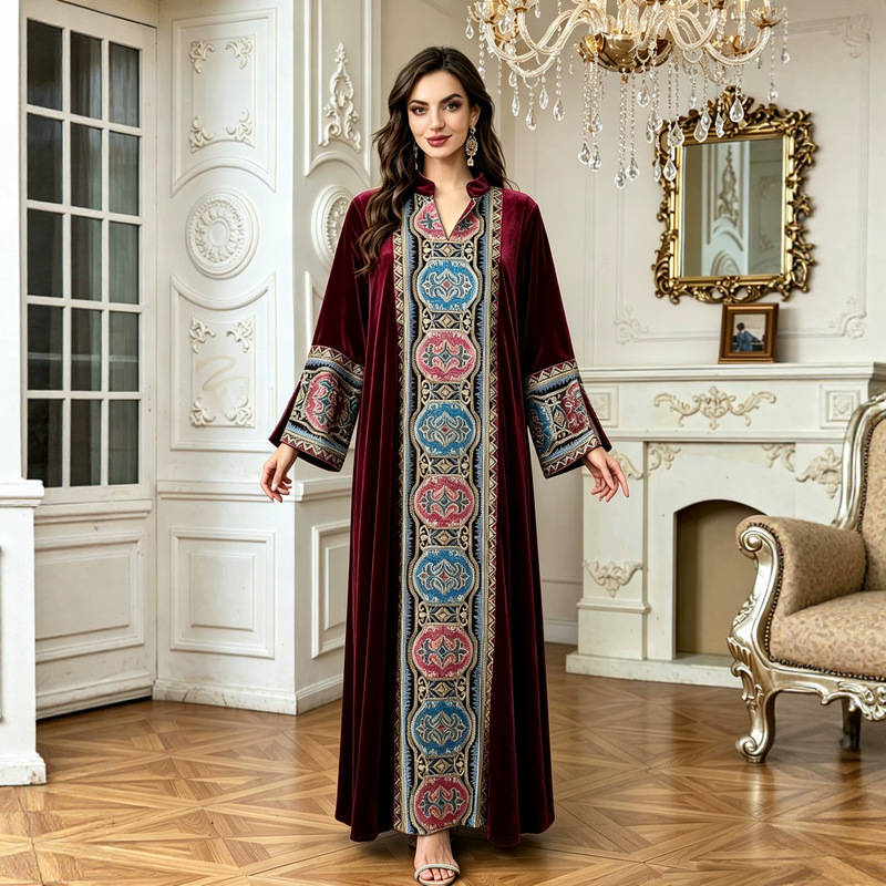 Cross-border women's velvet embroidered robe with stand-up collar, long sleeves, ethnic style long dress, party gown Cross-border women's velvet embroidered robe with stand-up collar, long sleeves, ethnic style long dress, party gown