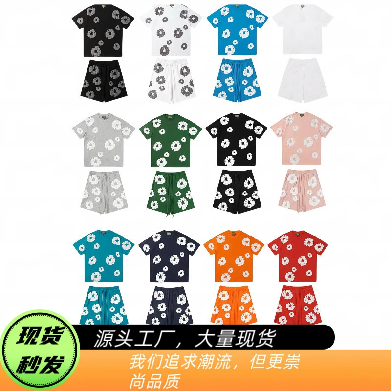 Весна/Лето 2025 Новый джинсовый комплект в стиле Kanye с эффектом потертостей, короткий рукав, свободный крой, уличный стиль.