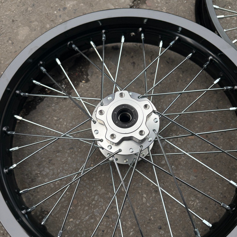 QiuLong LightBee X modified front 17-inch and rear 16inch inch wheel rim assembly, LightBee CNC wheel hub with thickened spokes, LightBee wheel mesh