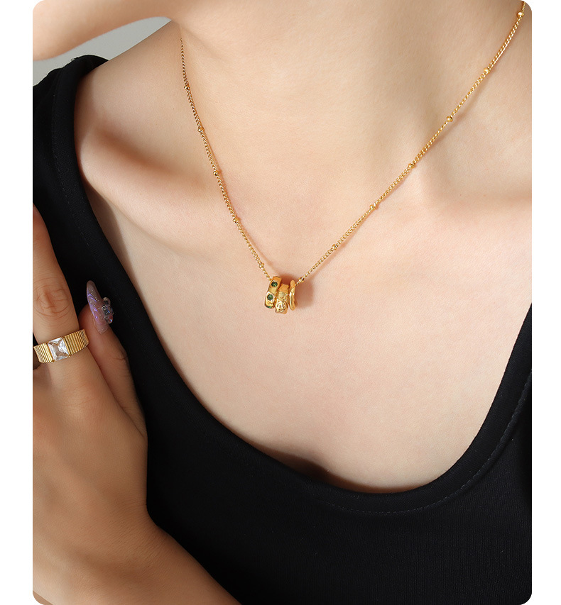 Fashion Solid Color Titanium Steel Pendant Necklace Inlay Zircon Stainless Steel Necklaces