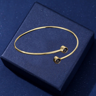 �羳���u�r�к��s�L���Q�֭hӛ���Z���Ґ����ɫ��ƬͶӰ�A�����C