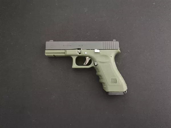 G17 (3rd Generation) Black and Green