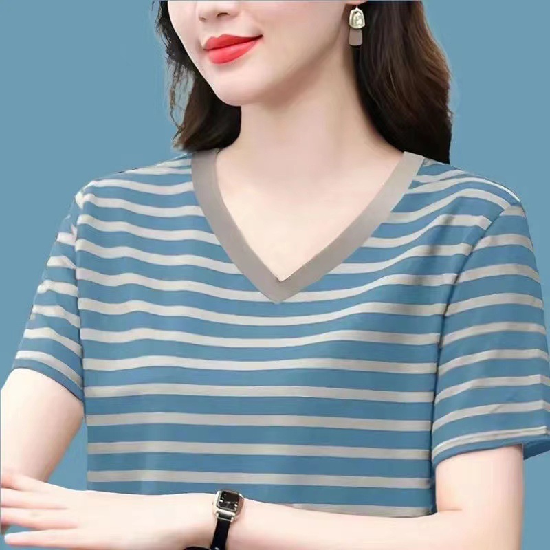 条纹妈妈装短袖T恤夏季新款休闲上衣中年女洋气减龄显瘦打底衫