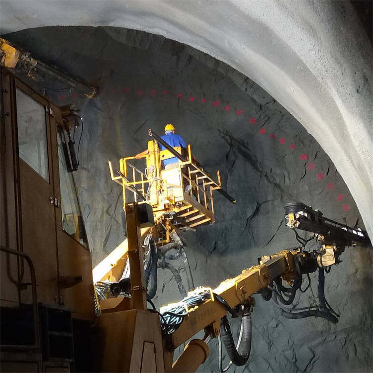 甘肃陕西贵州自钻式锚杆R2532钻进后不拔出直接注浆R系列高强