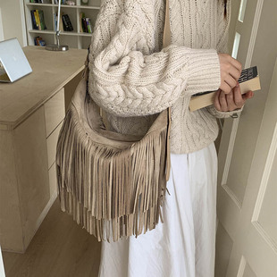 �羳����Ů�������ׁ��K���¿�μ��ͨ��б���