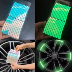 自動車の車輪の蛍光はハブを貼って反射を警告します。