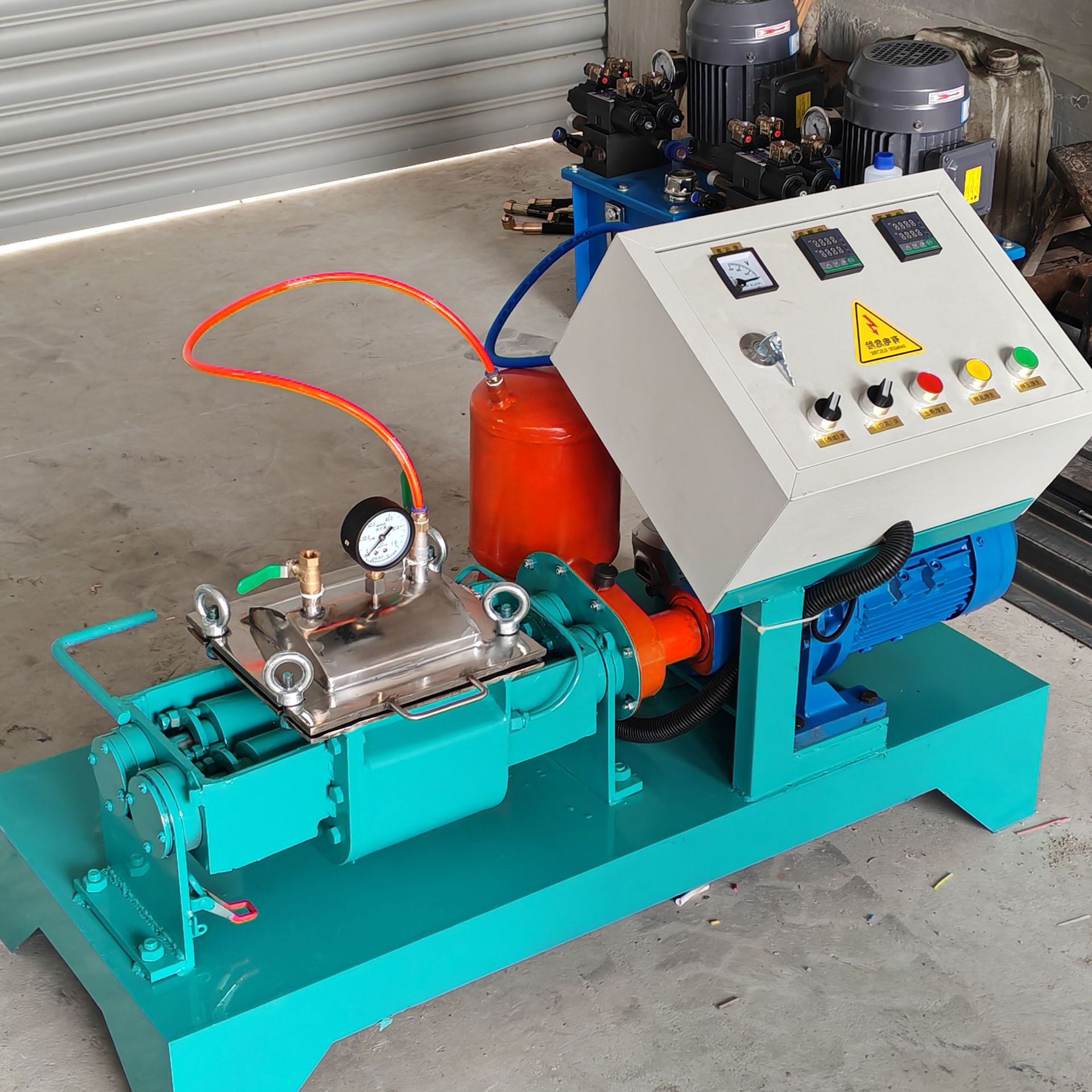 Заводская заводская вакуумная машина для зажима