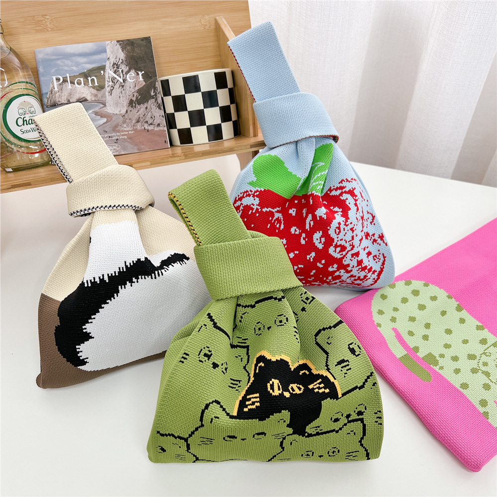 Women's Small Polyester Animal Cute Open Shopping Bags display picture 2