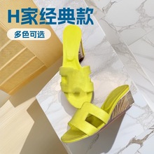 H��ЬŮ���⴩2025�¿�r�дָ��W�tɳ�����eһ�֛���Ůins��