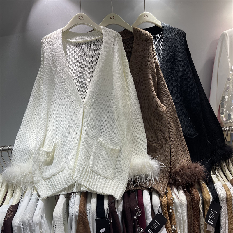 Single-breasted slimming knit cardigan, 2026 autumn/winter new collection, stylish and chic, loose-fitting sweater, fashionable women's cardigan