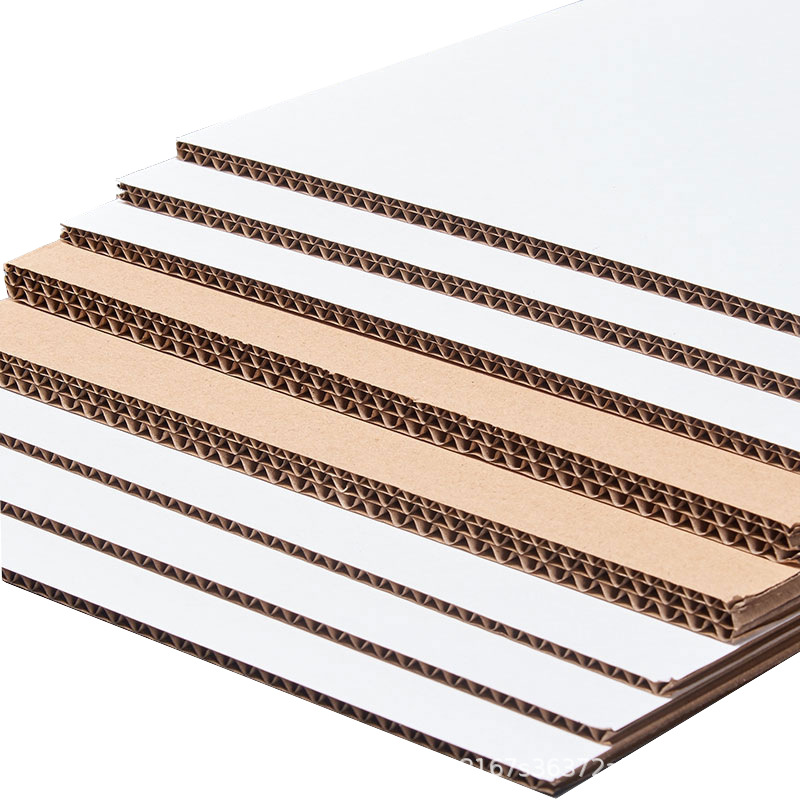 白色纸板批发 三层瓦楞纸DIY手工材料 纸板包装 快递打包隔 垫板