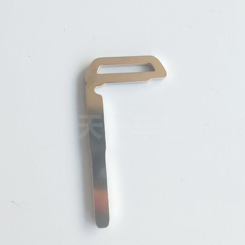 For Volvo XC60 smart card small key S30 V40 car remote control metal mechanical key embryo S80