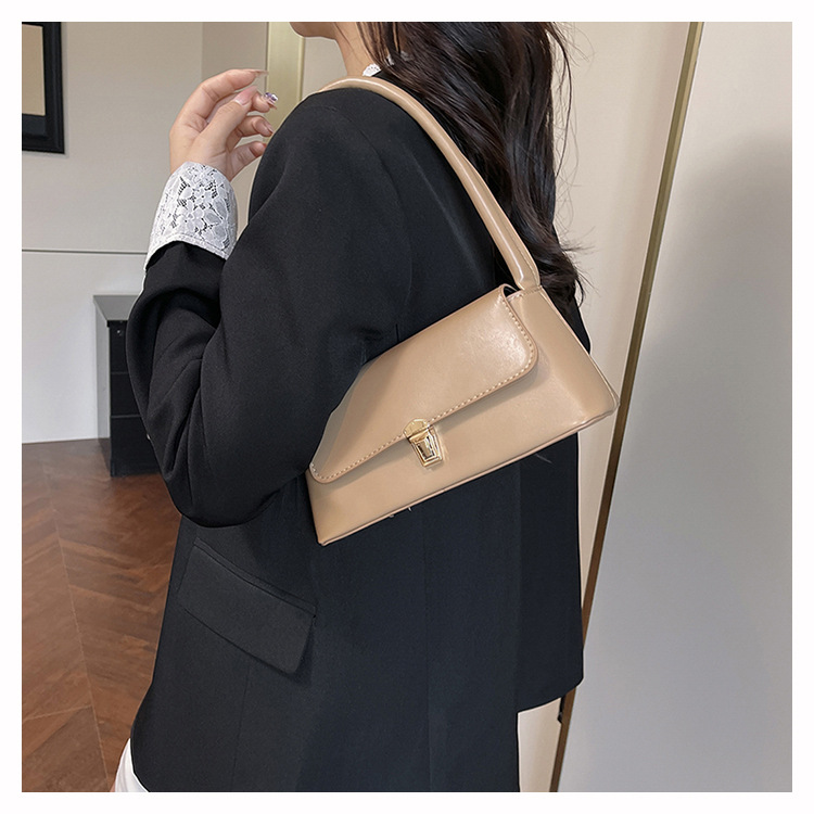 Dark khaki