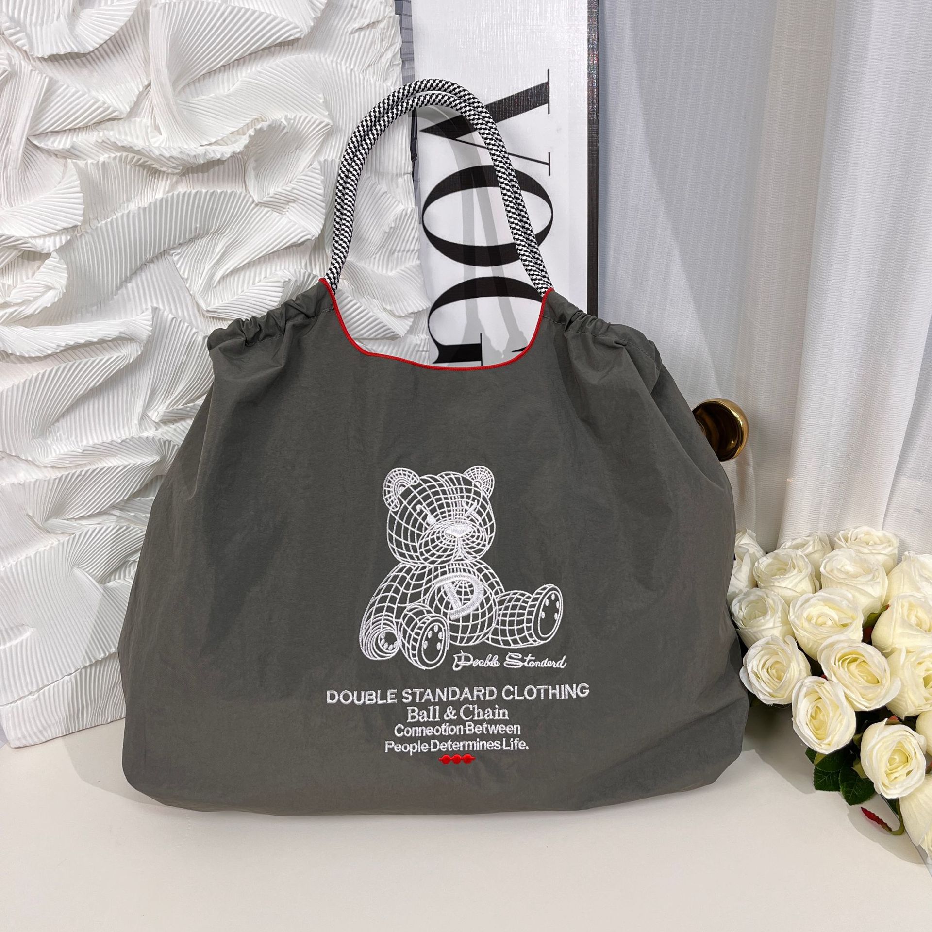 회색 모델링 곰