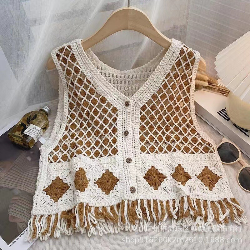 Retro crocheted hollow-out knitted vest cardigan for women Autumn New loose all-match V-neck short top fashion Retro crocheted hollow-out knitted vest cardigan for women Autumn New loose all-match V-neck short top fashion