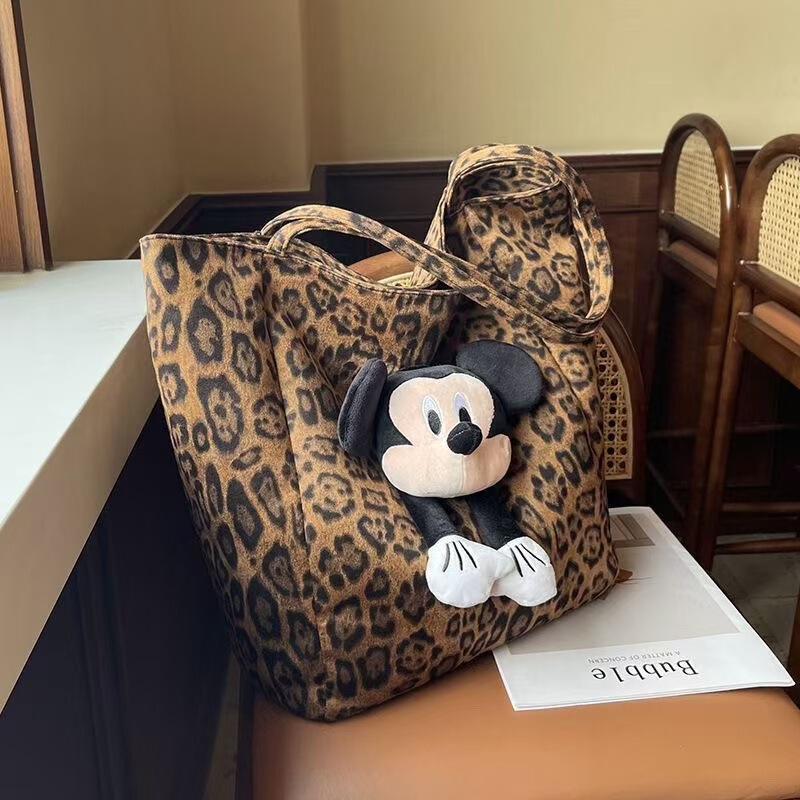 New Autumn and Winter Women's Bag Large Capacity Shoulder Bag Suede Popular Leopard Shoulder Bag Casual Commuter Tote Bag