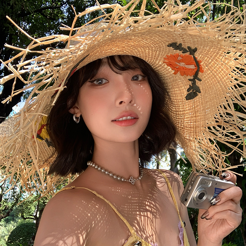 French Style Raffia Flower Straw Hat for Women - Summer Beach Wide Brim Sun Hat for UV Protection - Thumbnail 2