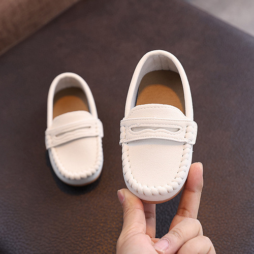 Korean children's soft soled flat shoes for boys, new spring and autumn Dou Dou shoes, wholesale children's shoes