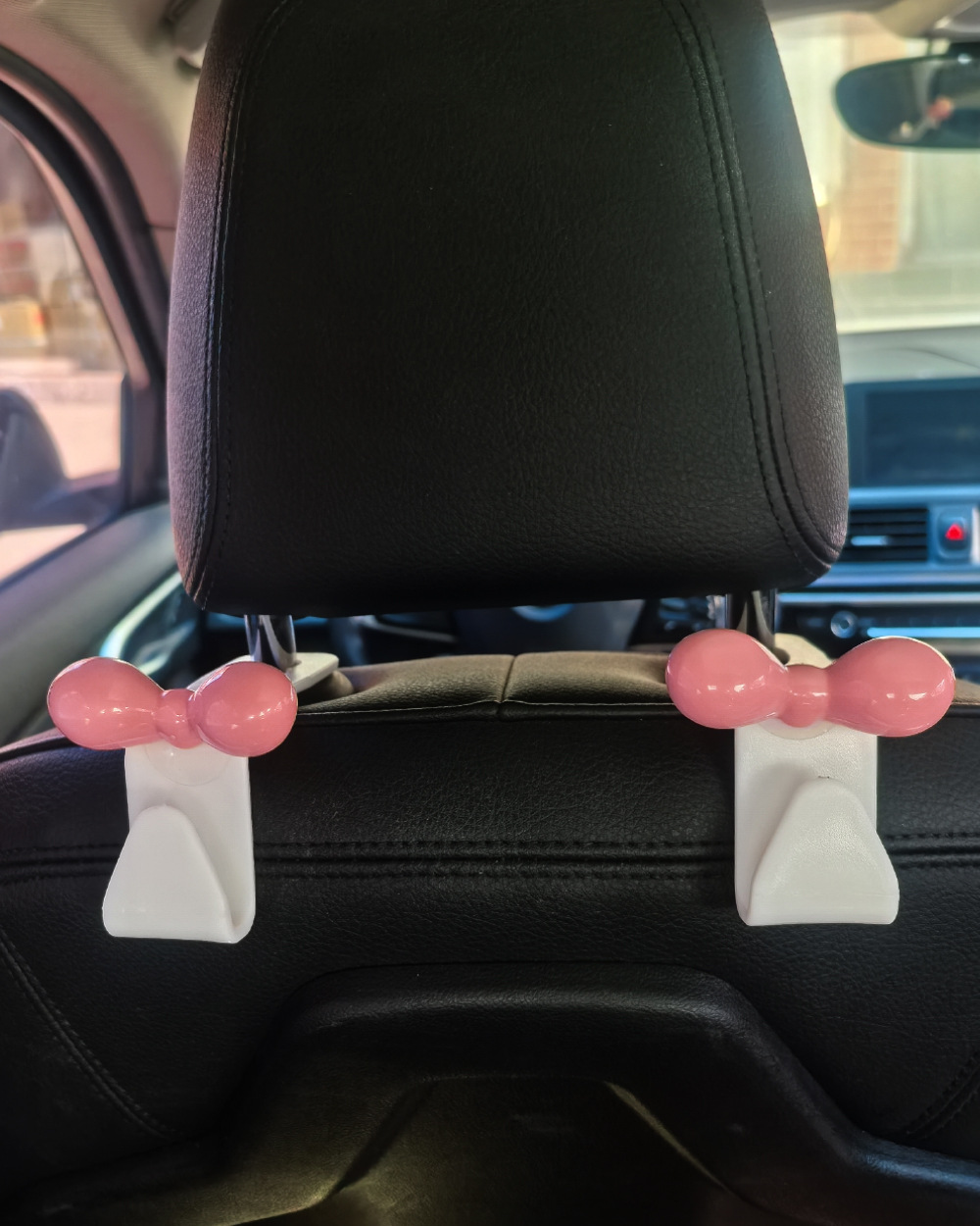 Dopamina bowknot respaldo de la silla del coche gancho trasero almacenamiento en el coche rosa coche cosas buenas regalo nuevo coche mujer