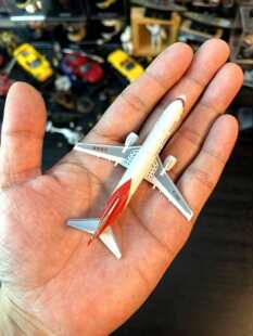 1��400�����Ͻ��w�C���Ϻ��ղ���737-400�͙C��Ʒ����ģ�͔[��