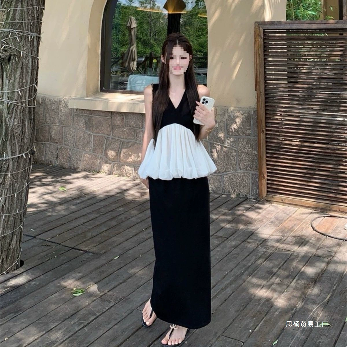 Новинка 2025: модный летний комплект из двух предметов — укороченный топ без рукавов и юбка в стиле пэчворк, с эффектом стройности.