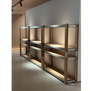 �aƷ�ܘ�Ʒչʾ���ռ{�ܾ�Ʒչ�����s��ľ�������м��X�Ͳ����