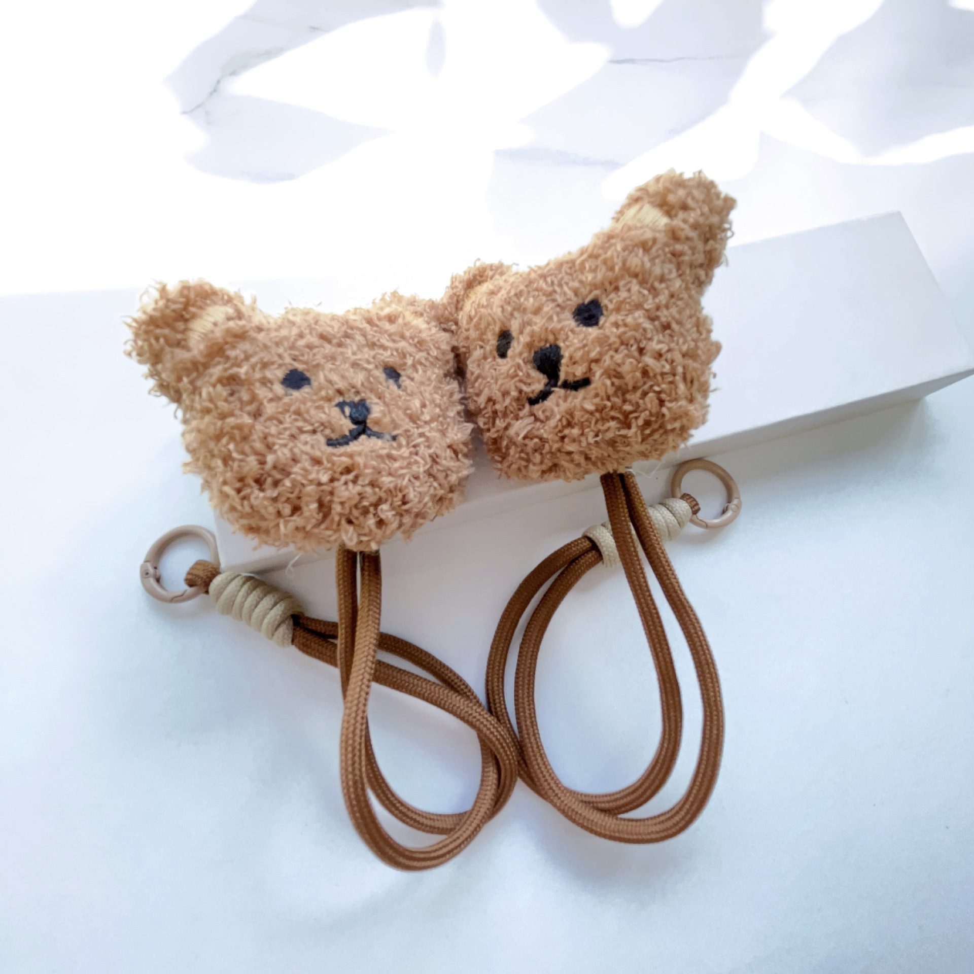 ins coreano lindo peluche oso general caso de teléfono móvil cuerdas de mano marrón Kitty cinturón de muñeca anti-perderida colgante