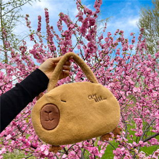 ��Ƥ����ë�q�p���ˮ������ɐۄ��ﱳ����ͨ���Ѓ�ͯ��ץ�C����