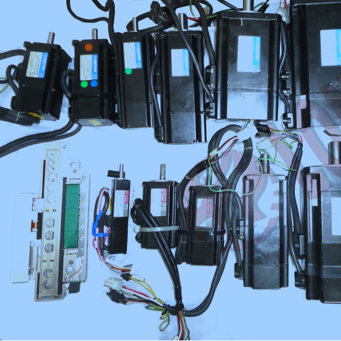 Q2 200W������� Q2AA05020DCS2C