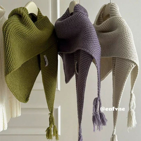 Exported to Europe ~ 2026 new style artistic knitted fringed triangular scarf shawl for women, fashionable and versatile for spring and summer
