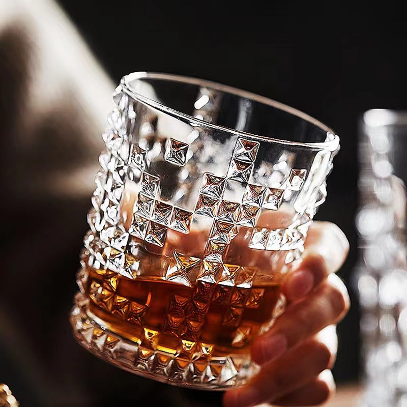 Creative wineglass for whiskey