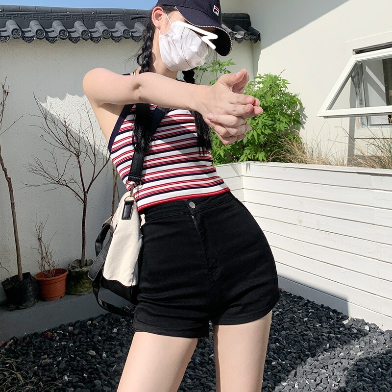 Red Denim Shorts for Women 2026 New Summer Slim Fit Stretchy Non-Revealing Tight-Fitting Hip-Hugging Hot Pants Red Denim Shorts for Women 2026 New Summer Slim Fit Stretchy Non-Revealing Tight-Fitting Hip-Hugging Hot Pants