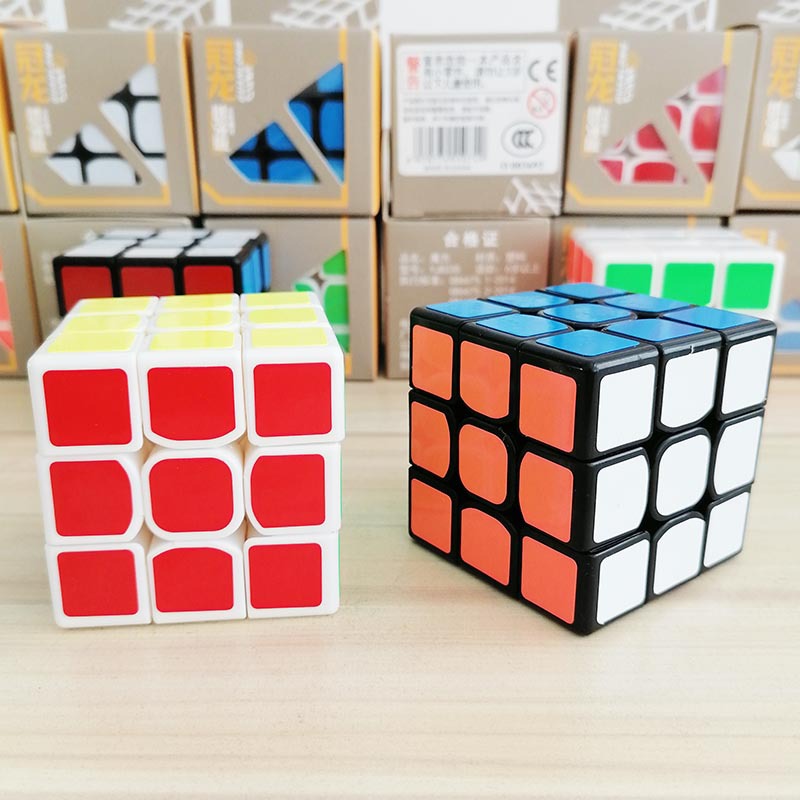 儿童初学者高品质永骏三阶魔方益智减压玩具幼儿园孩子礼物