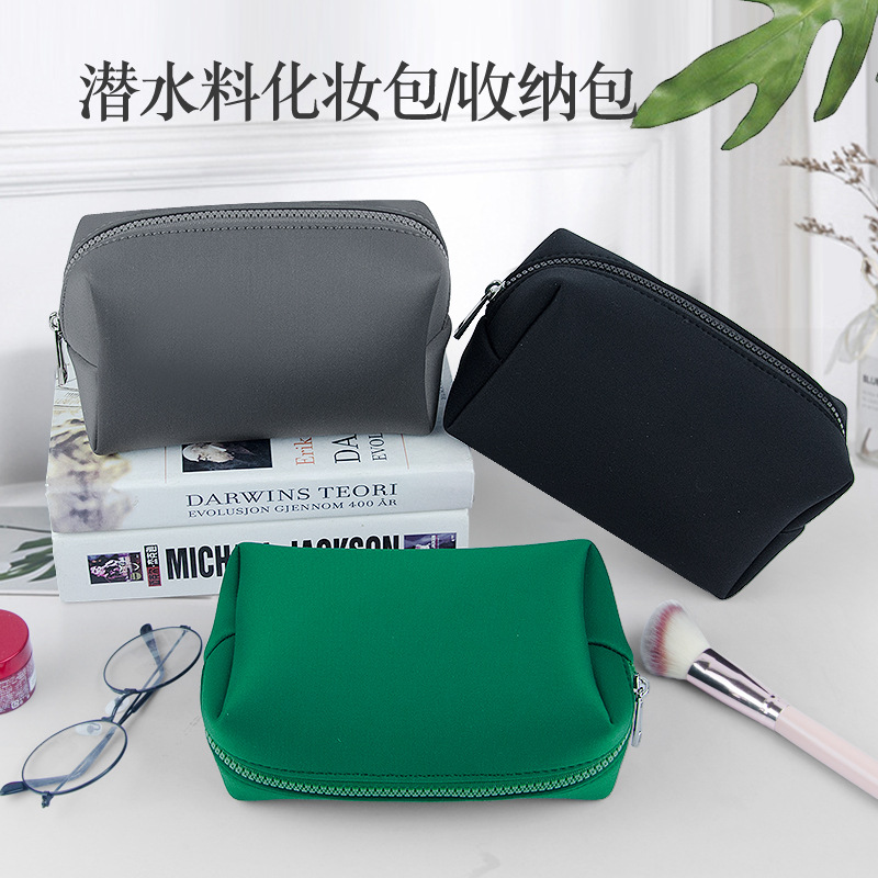 Diving Material Mobile Phone Earphone Small Item Storage Bag with Zipper, Portable Toiletry and Makeup Bag, Three-Dimensional Non-Collapsible Small Size