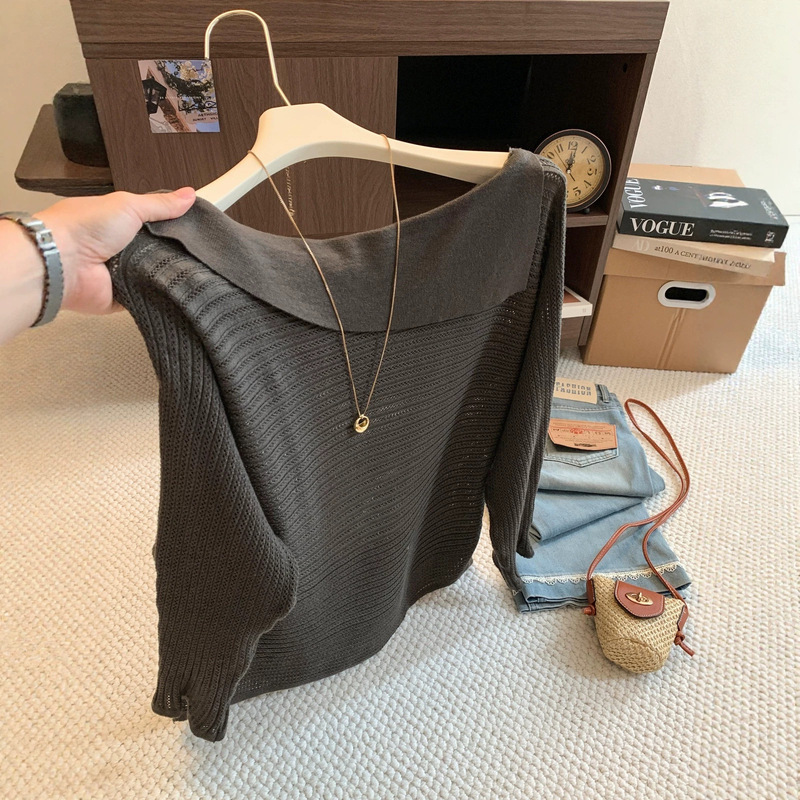 New autumn collection: Asymmetrical collar, off-shoulder, figure-flattering, perforated, batwing sleeve, hollow-out knit top New autumn collection: Asymmetrical collar, off-shoulder, figure-flattering, perforated, batwing sleeve, hollow-out knit top